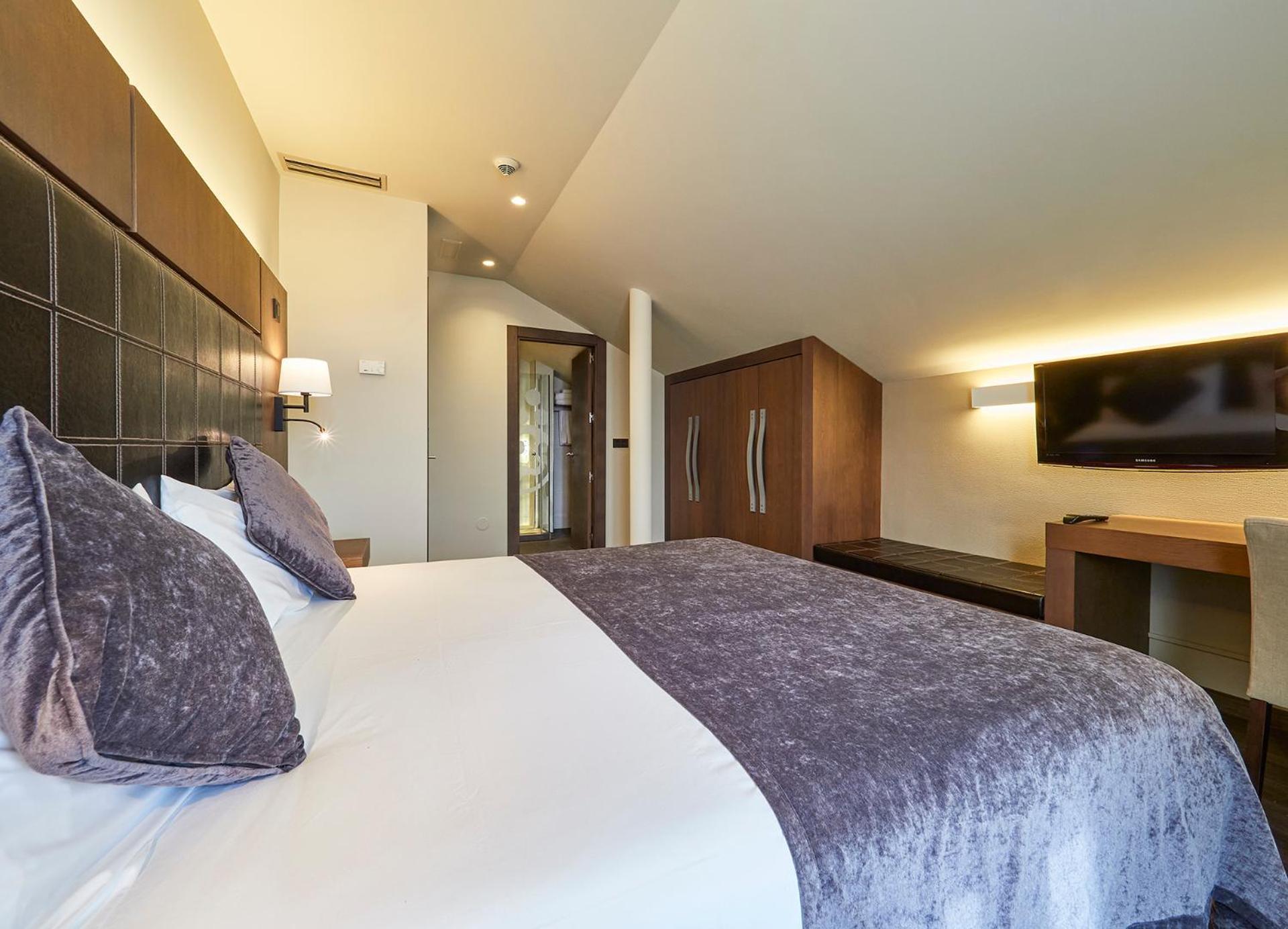 La Piconera Hotel & Spa Sardalla Phòng bức ảnh